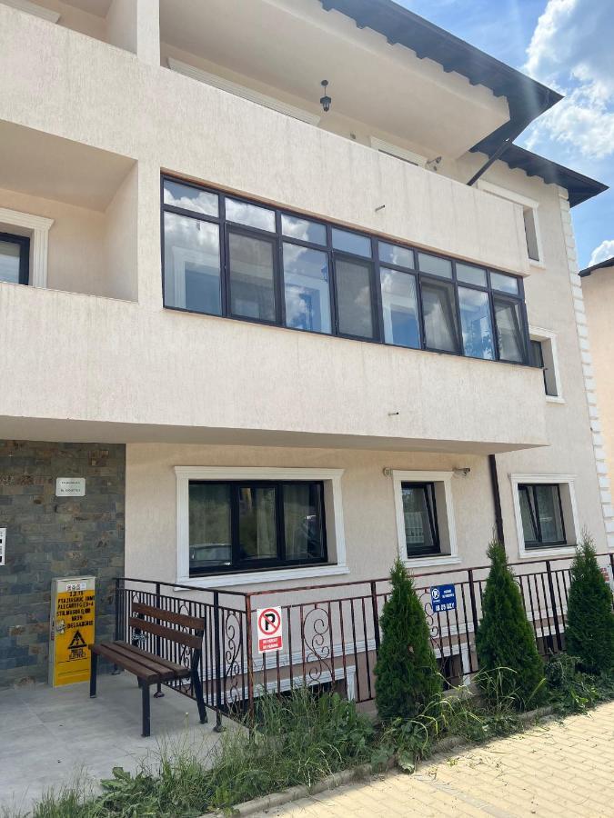 Ella Doo Apartament - 15 Min De Palas Hlincea Zewnętrze zdjęcie